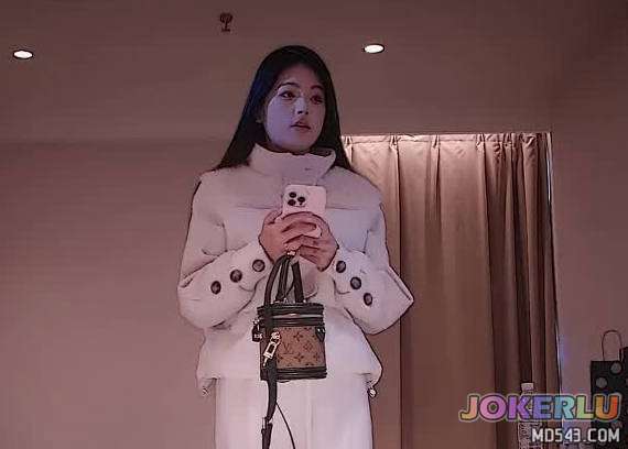  今天约了个十九岁的兼职嫩妹 老登